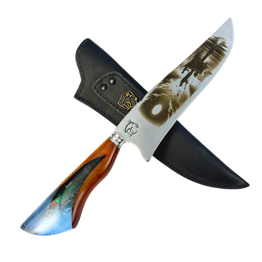 Faca de Churrasco Artesanal 8" Pesca - Gravação Laser Cena de Pesca - Cabo Resina com Isca Embutida
