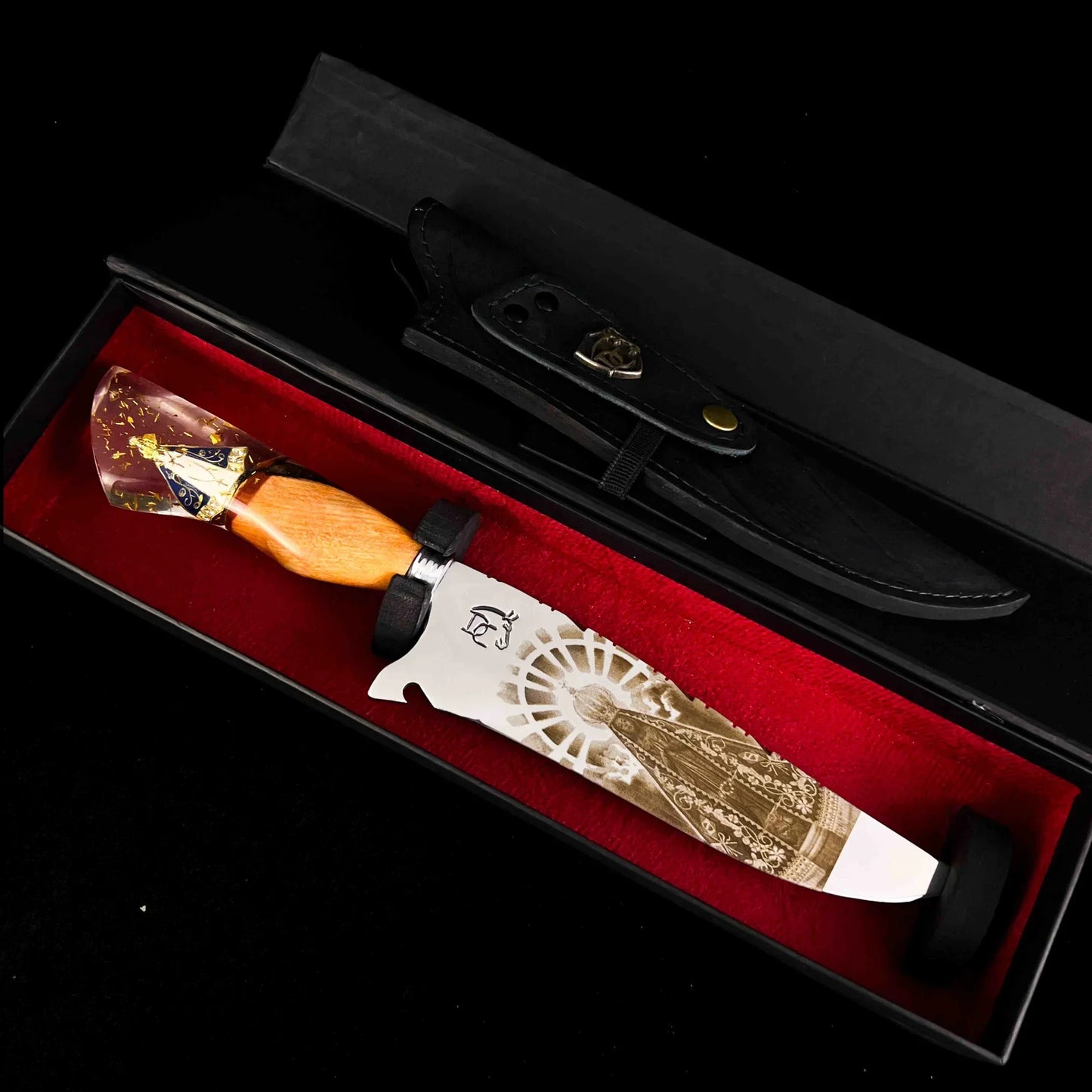 Faca de Churrasco Artesanal 10" Aço Inox 420C - Cabo Madeira Resina Dourada Fé Gaúcha