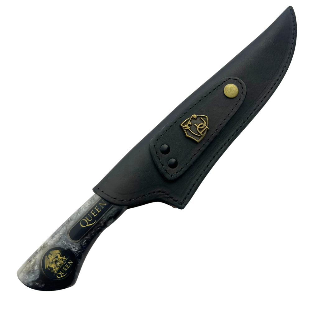 Faca Artesanal Queen - Cabo Resina - Gravação Logo - 33cm Total - Bainha Couro - Coleção Rock Legends