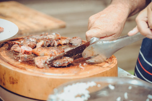 Qual a faca ideal para churrasco?