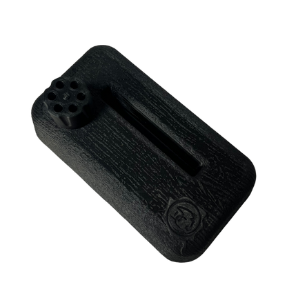 Garra em Formato de Arma Prata com Suporte