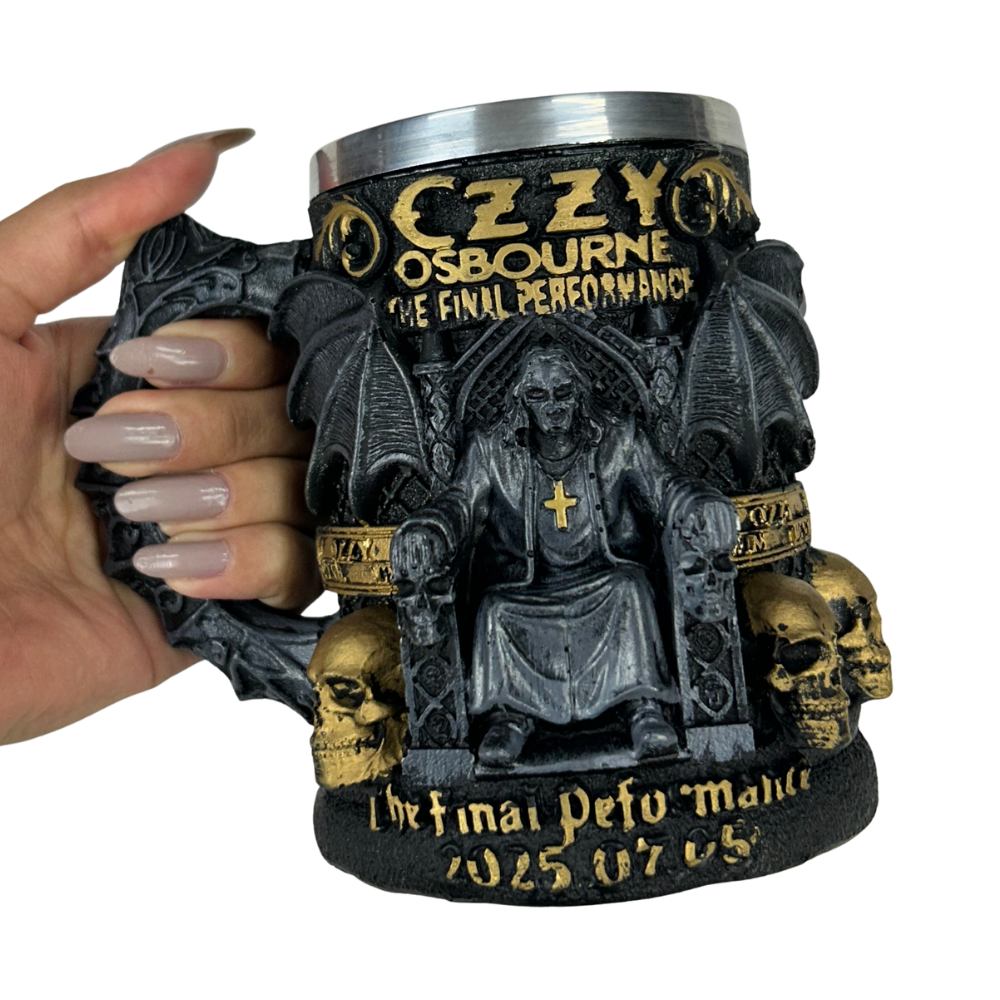 Caneca 3D Ozzy Osbourne - The Final Performance - Asas Morcego - Caveiras - 250ml - Aço Inox