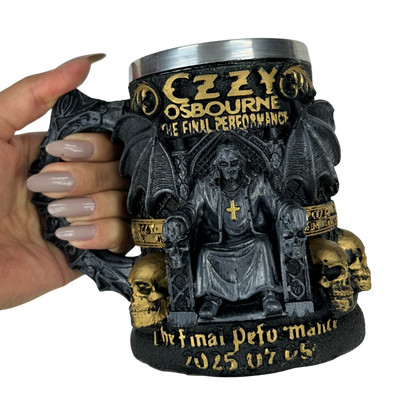 Caneca 3D Ozzy Osbourne - The Final Performance - Asas Morcego - Caveiras - 250ml - Aço Inox