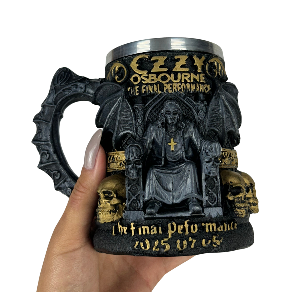 Caneca 3D Ozzy Osbourne - The Final Performance - Asas Morcego - Caveiras - 250ml - Aço Inox
