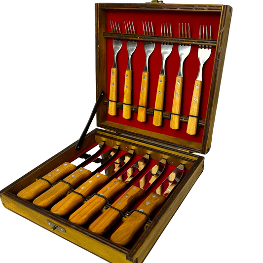 Kit Churrasco 12 Peças com Estojo de Madeira | 6 Facas + 6 Garfos