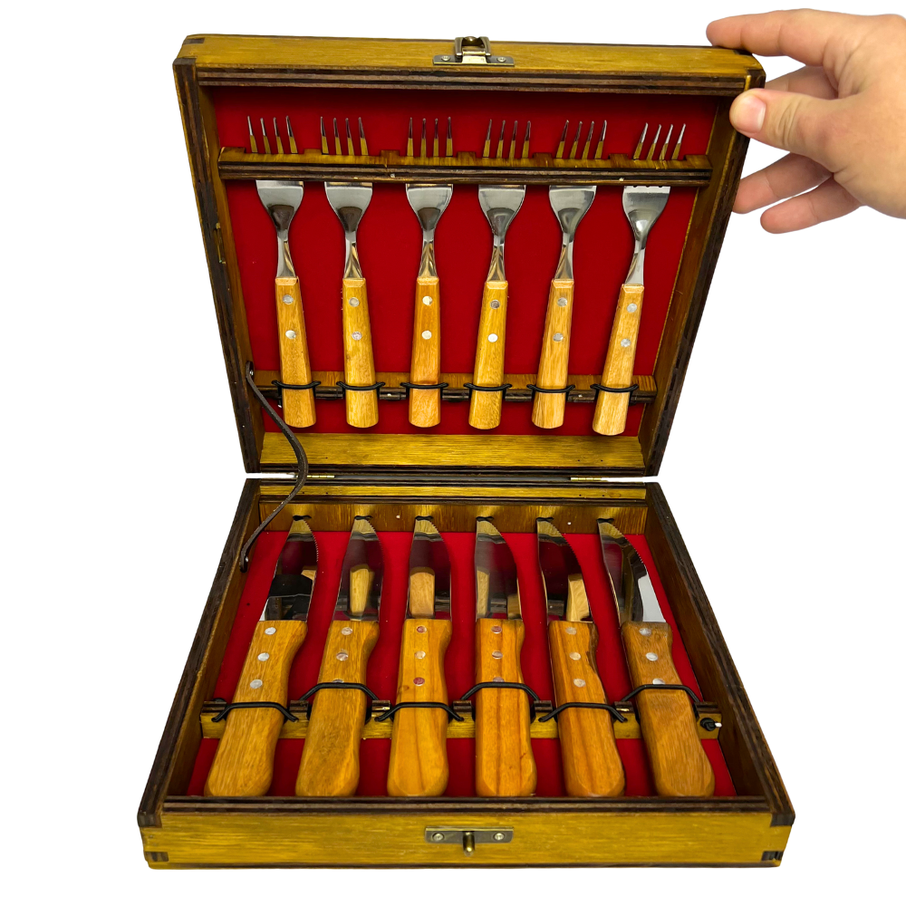 Kit Churrasco 12 Peças com Estojo de Madeira | 6 Facas + 6 Garfos