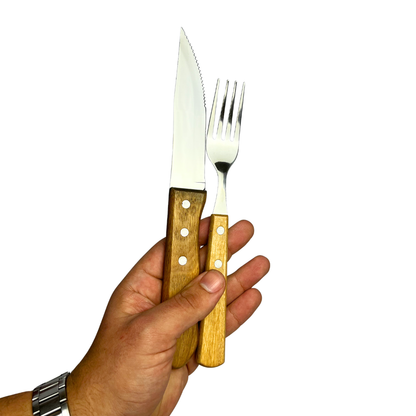 Kit Churrasco 12 Peças com Estojo de Madeira | 6 Facas + 6 Garfos