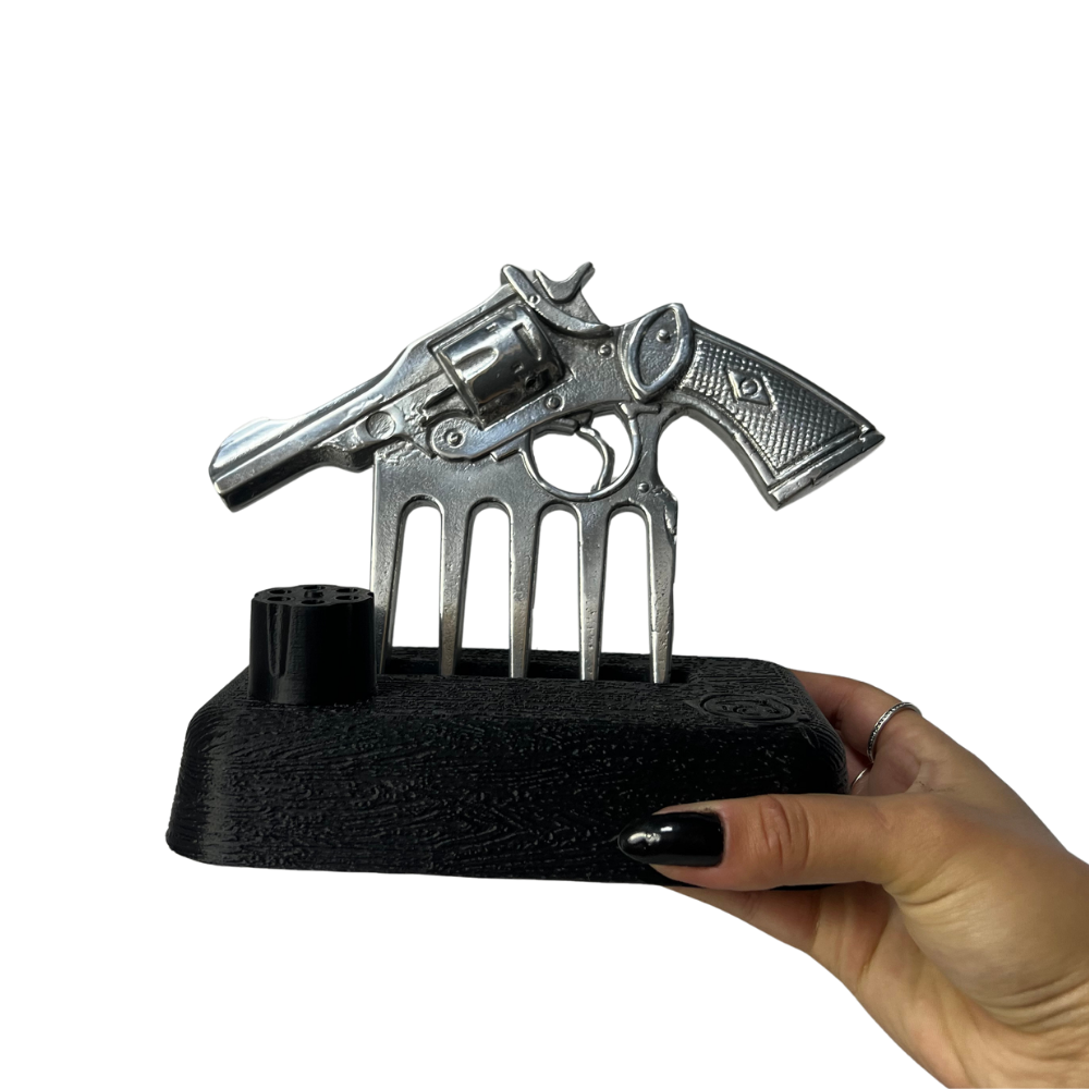 Garra em Formato de Arma Prata com Suporte