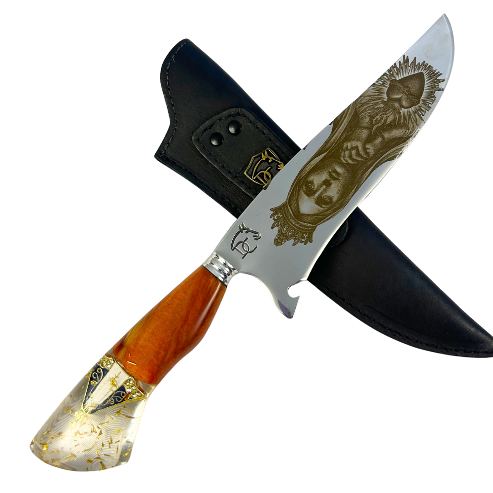 Faca Artesanal 8" Nossa Senhora Aparecida - Gravação a Laser - Cabo Madeira e Resina com Medalha Dourada