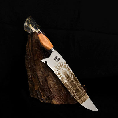 Faca de Churrasco Artesanal 10" Aço Inox 420C - Cabo Madeira Resina Dourada Fé Gaúcha