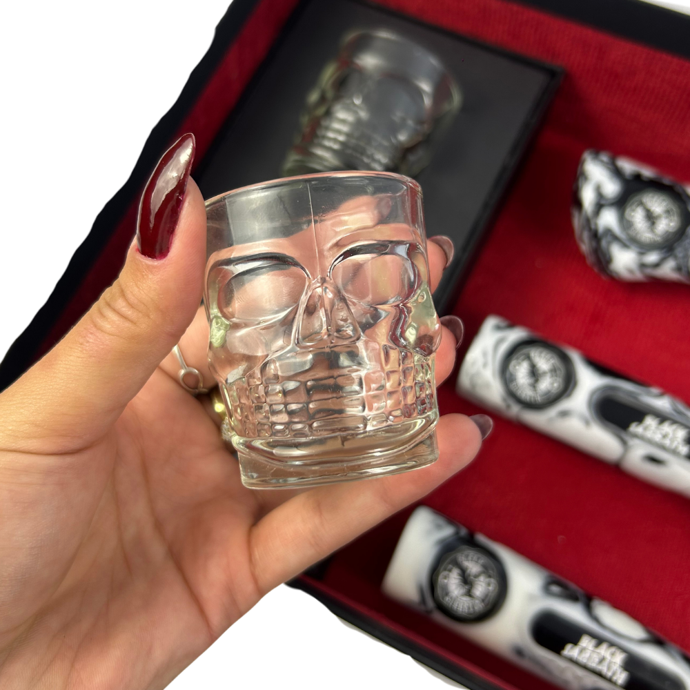 Kit Black Sabbath Premium - Faca 8", Garfo, Chaira e 2 Copos Caveira - Edição Especial