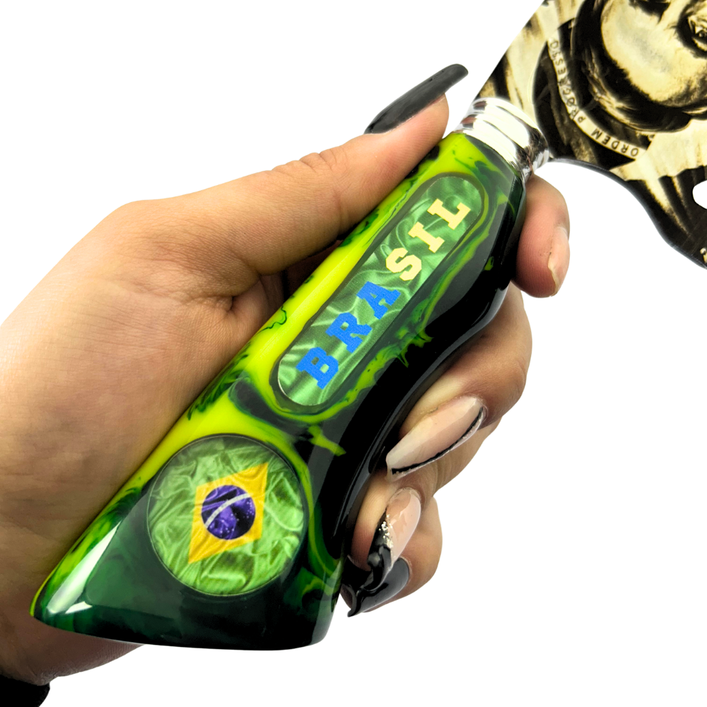 Kit Bolsonaro - Faca Artesanal + Copo Térmico - Gravação a Laser 360° - 2 Peças