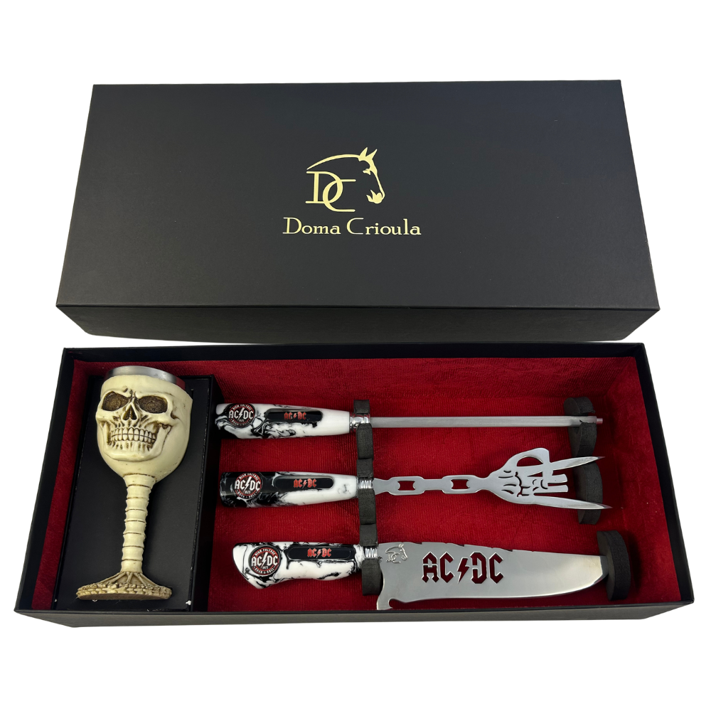 Kit AC/DC Premium - Faca 8", Garfo, Chaira e Taça Caveira em Resina - Edição Especial