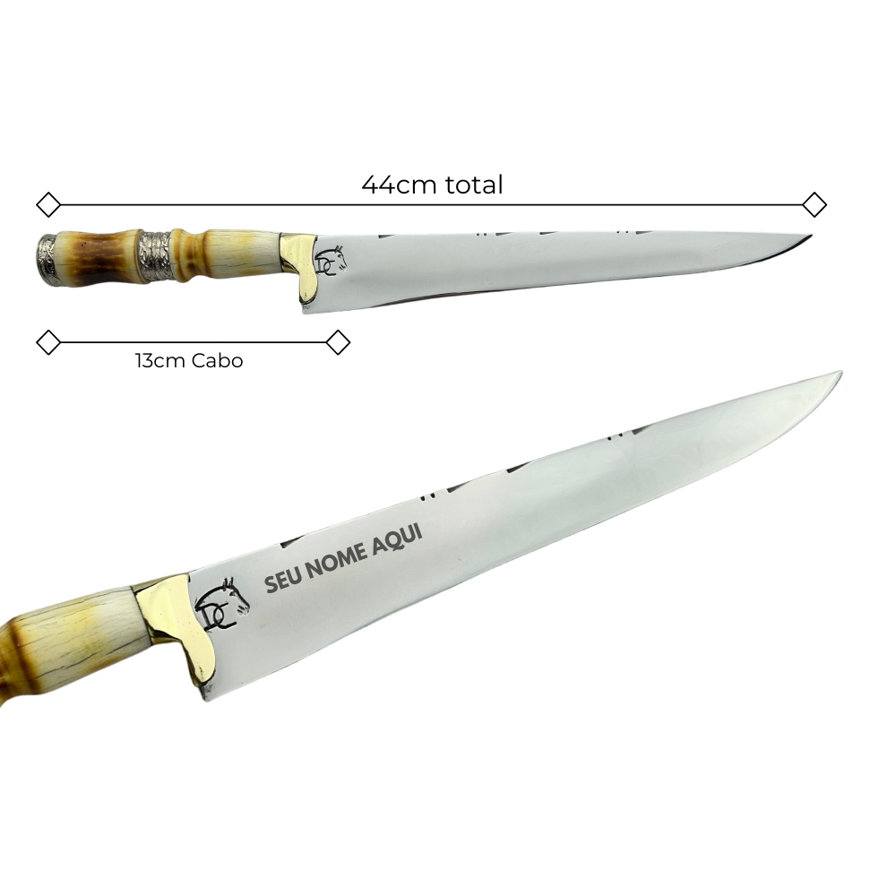Faca de Churrasco Artesanal 11" - Cabo Osso Bovino Queimado - Detalhes Latão Dourado - 33cm Total | Doma Crioula Cutelaria Artesanal