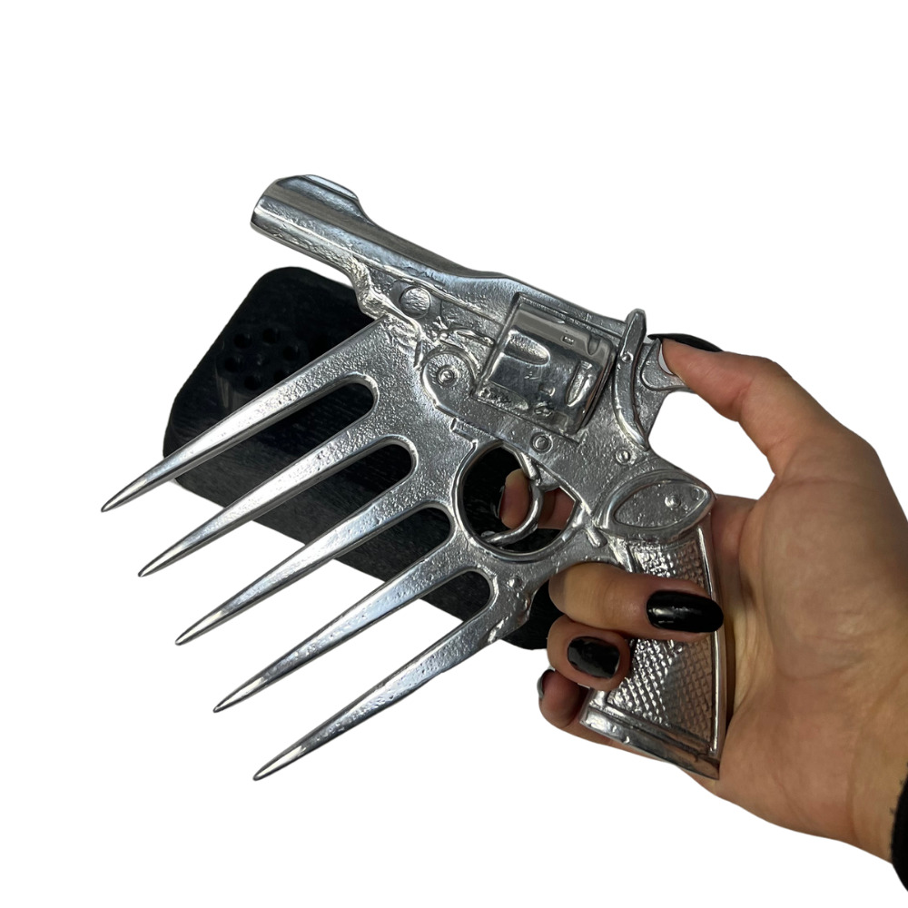 Garra em Formato de Arma Prata com Suporte