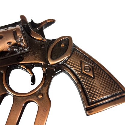 Garra em Formato de Arma Bronze com Suporte - Acabamento Cobre Envelhecido - Base Madeira Preta