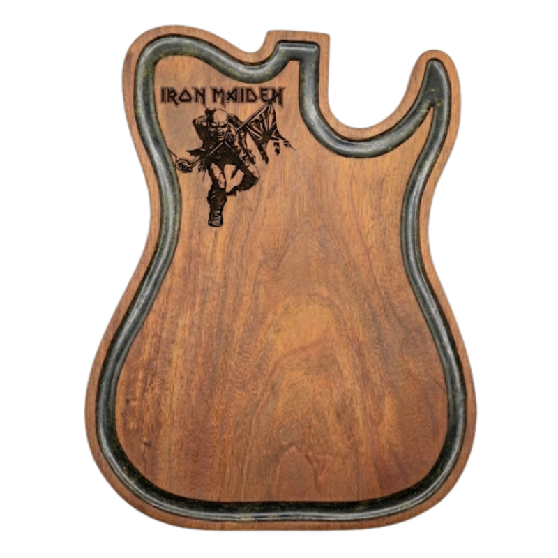 Tábua de Corte Artesanal Personalizada Iron Maiden - Madeira Nobre