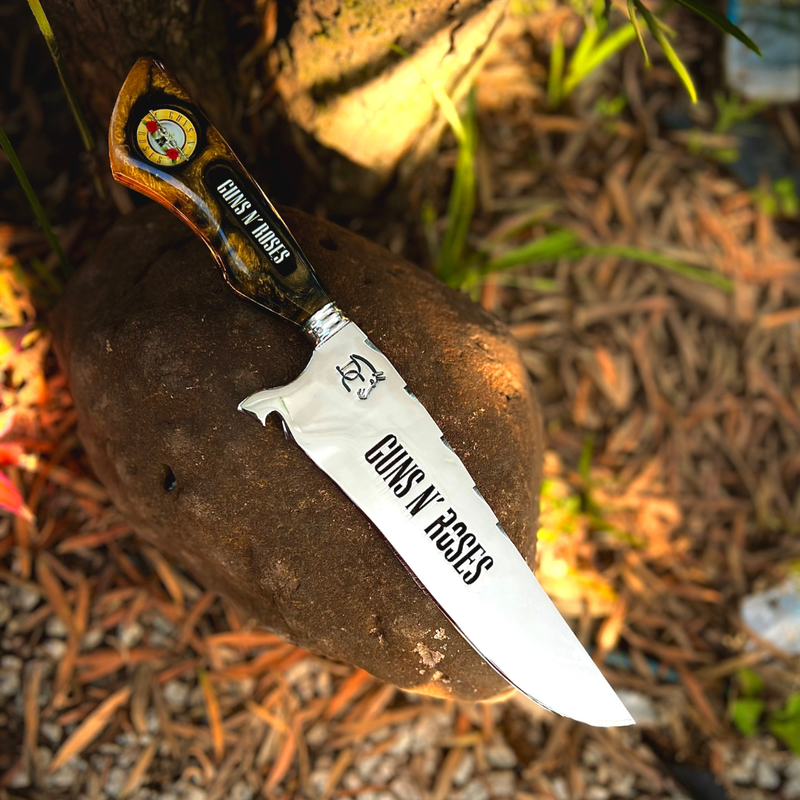 Faca Artesanal Guns N' Roses 8 Polegadas - Aço Inox com Bainha de Couro