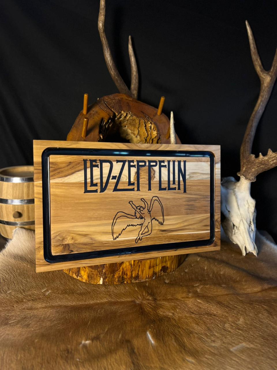 Tábua de Madeira Personalizada Led Zeppelin - 45,5cm x 27cm