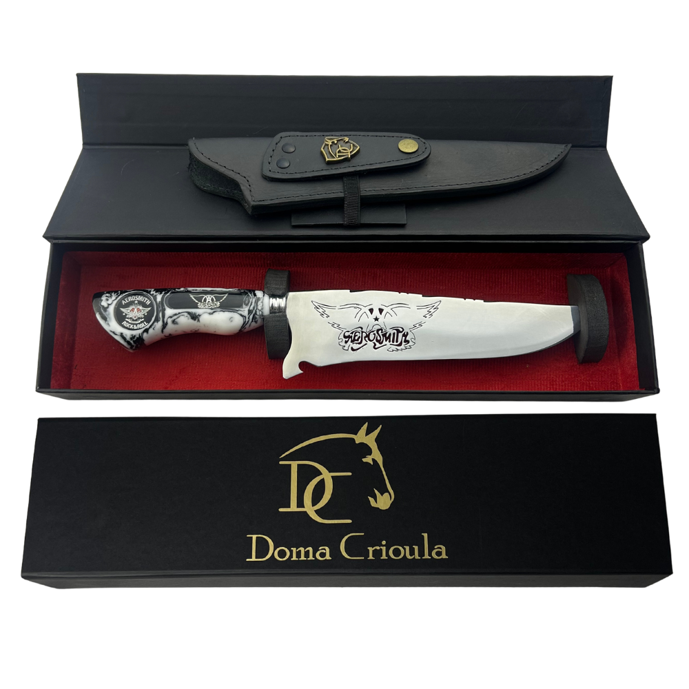 Faca Artesanal Aerosmith - Cabo Resina - Gravação Logo - Bainha Couro - Coleção Rock Legends